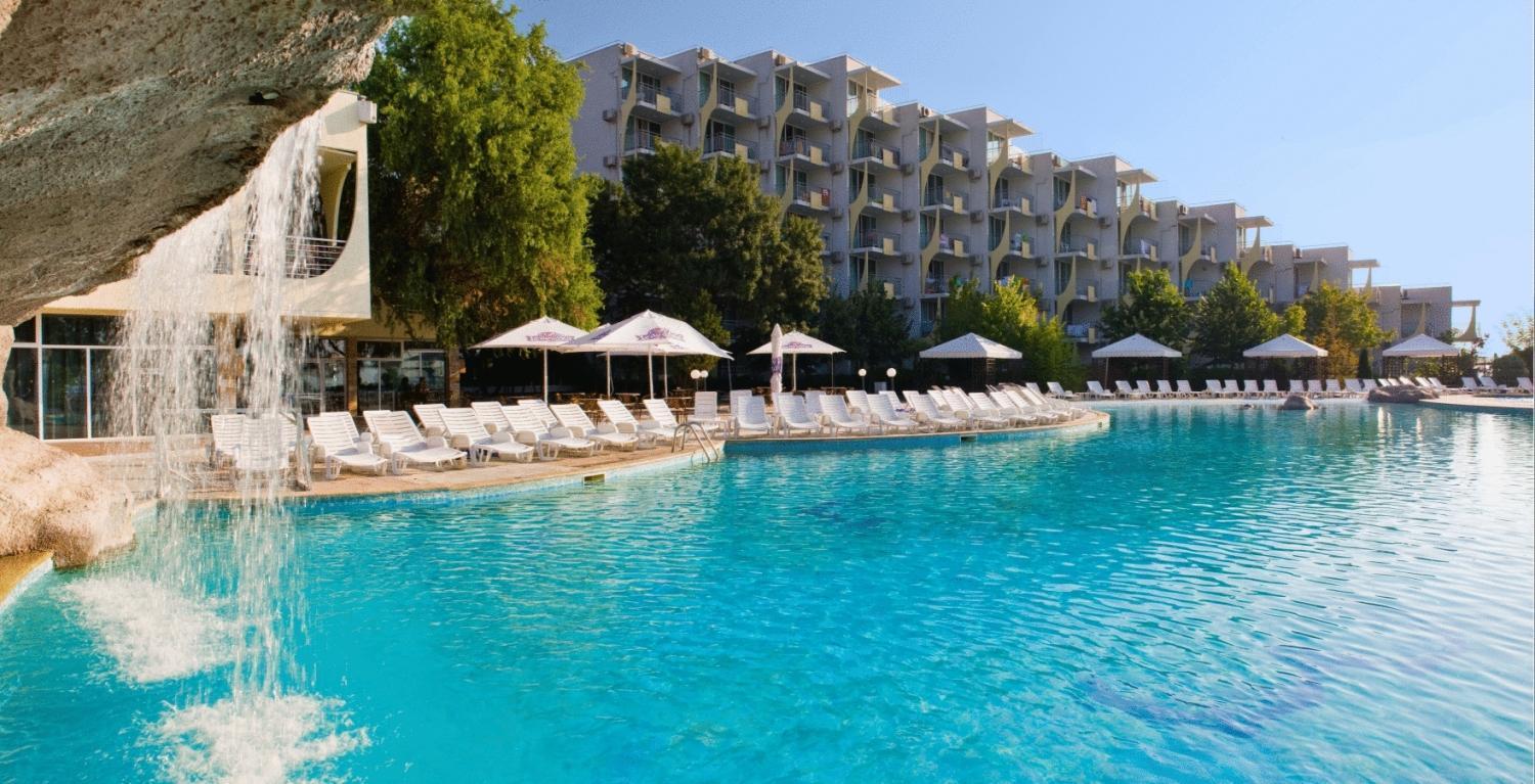 Laguna Beach Hotel อัลเบนา ภายนอก รูปภาพ