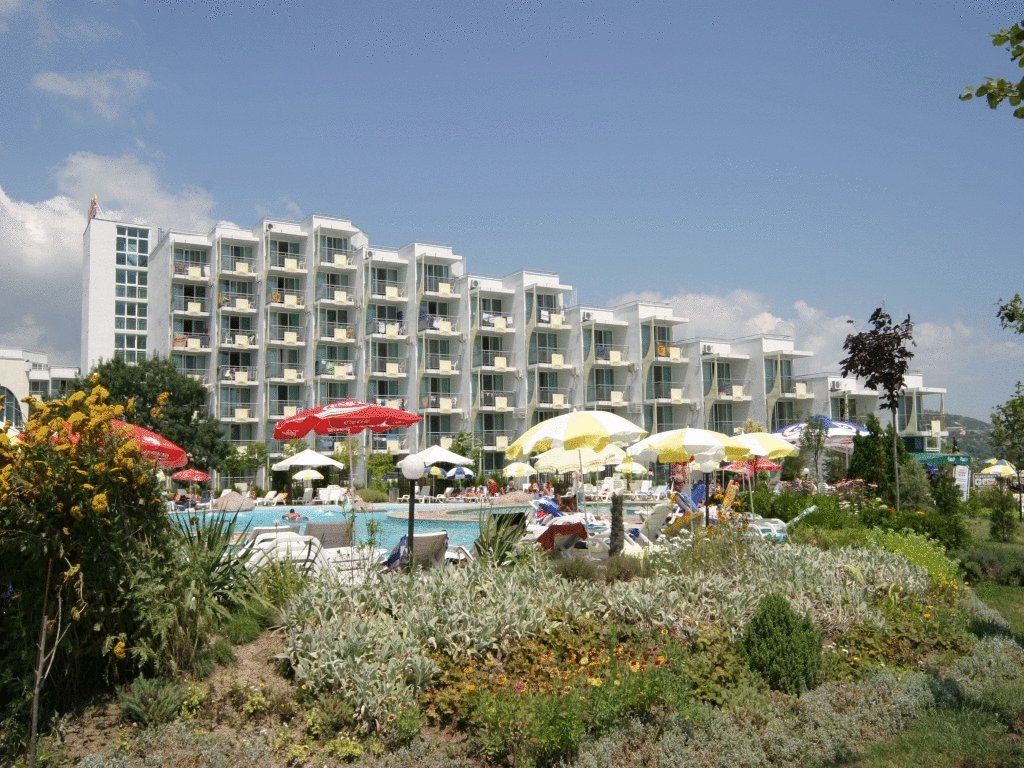 Laguna Beach Hotel อัลเบนา ภายนอก รูปภาพ